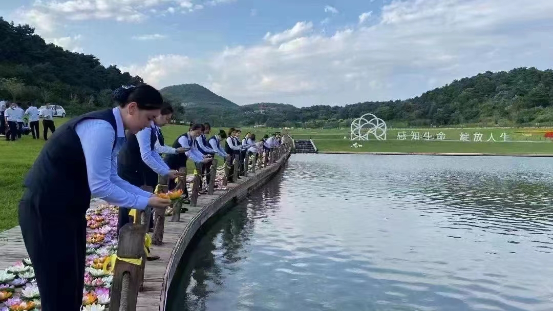 观陵山墓园的名筑景观有哪些